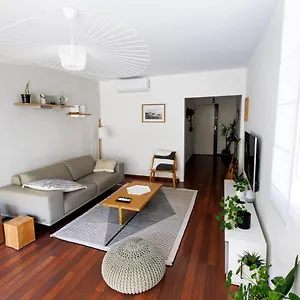 Appartement Grand T2, Lumineux, Au Calme, Au Pied Des Calanques, Proche, Marseille